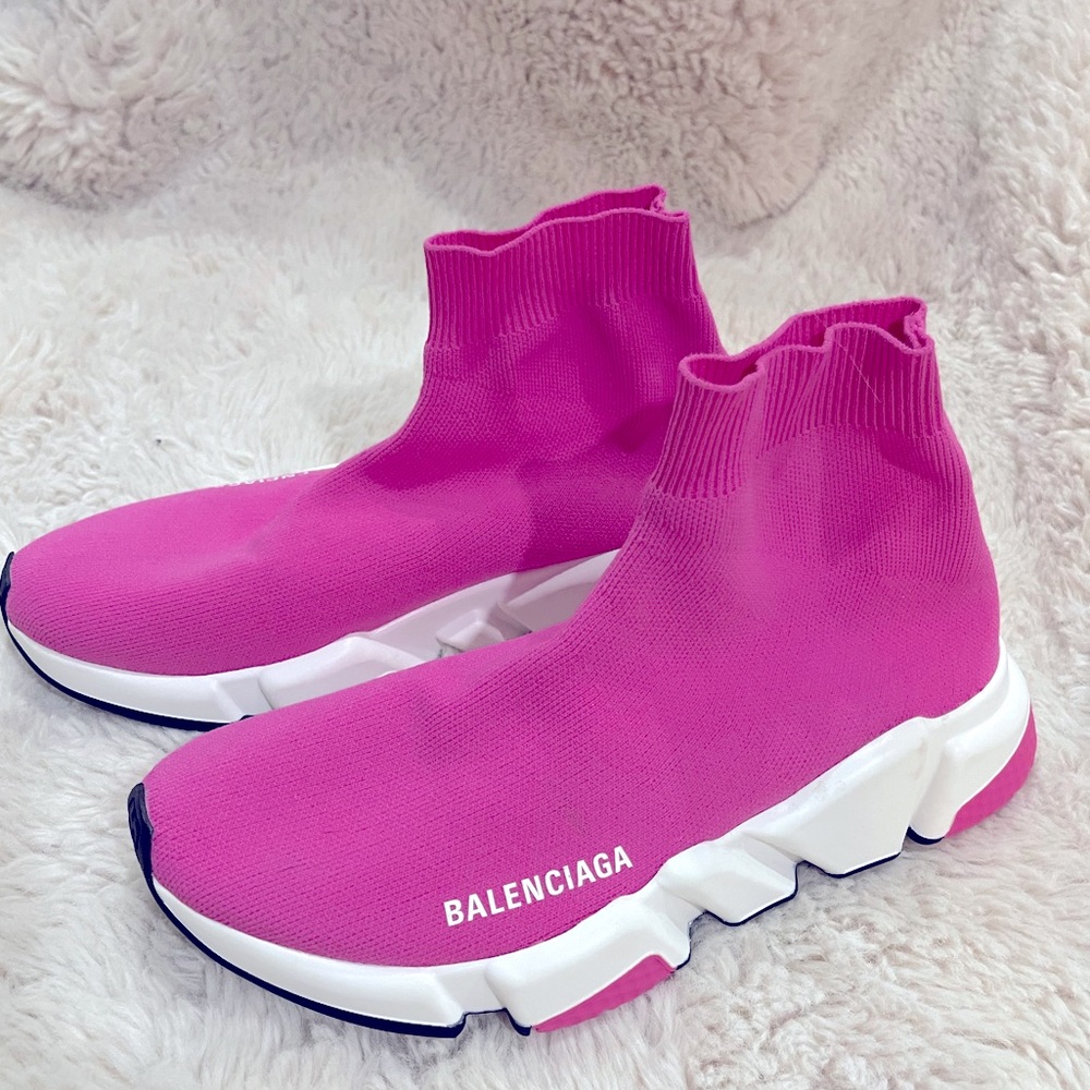 BALENCIAGA size 8